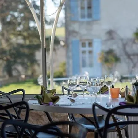 Chateau De Lassalle