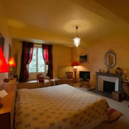 Chateau De Lassalle فندق مبيت وإفطار