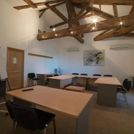 Bed and breakfast Chateau De Lassalle