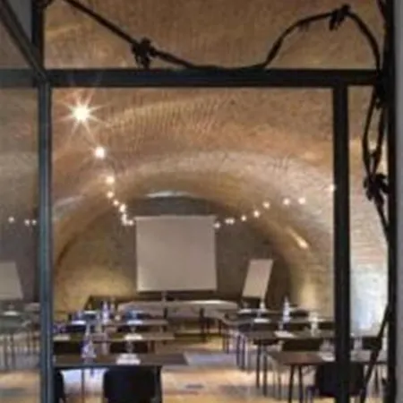 Chateau De Lassalle 3*