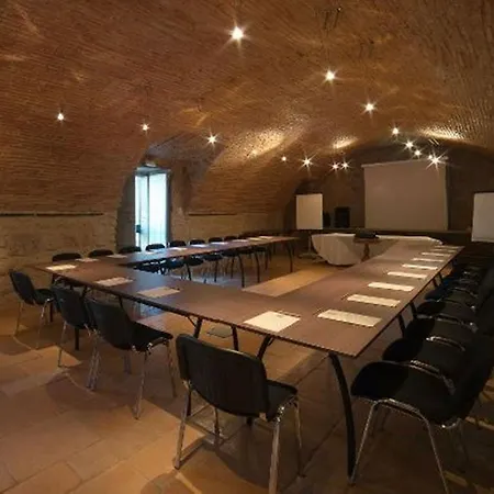 Chateau De Lassalle Bed and breakfast