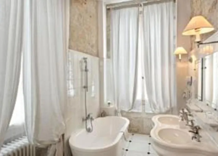 Chateau De Lassalle 3* Laplume