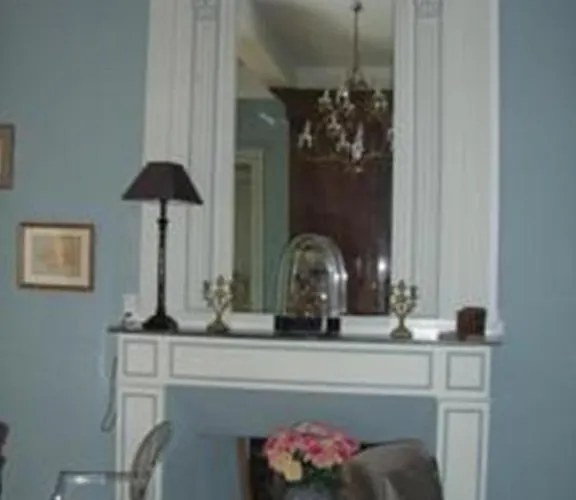 Bed & Breakfast Chateau De Lassalle