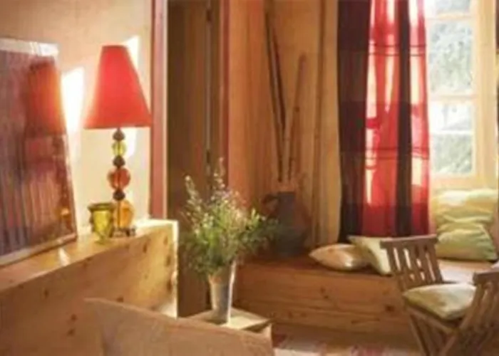 Bed & Breakfast Chateau De Lassalle Laplume