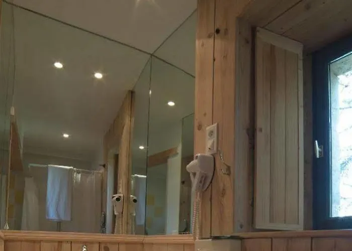 Chateau De Lassalle 3*