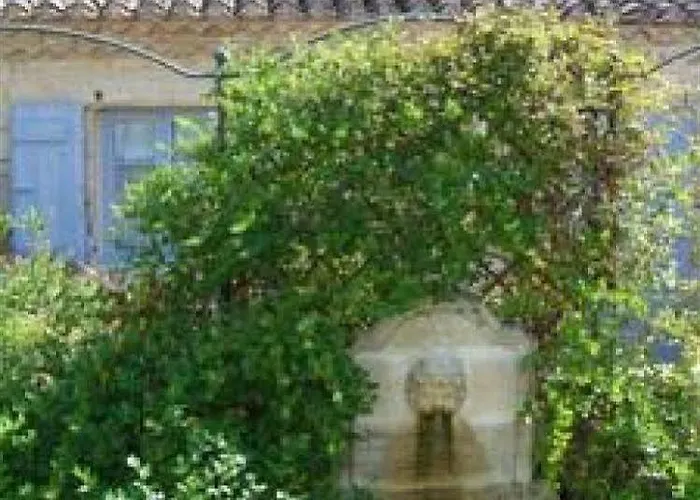 Chateau De Lassalle Bed & Breakfast Laplume